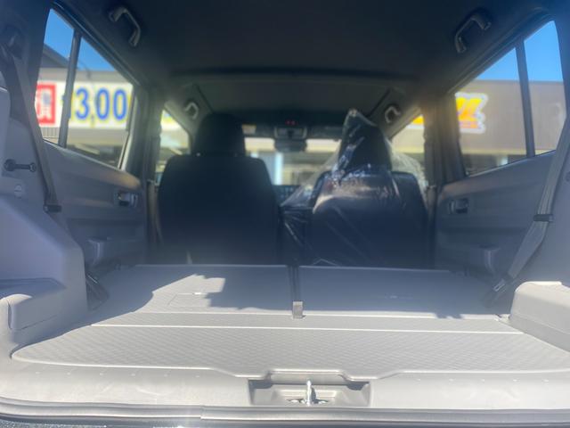 タフト Ｇ　ダーククロムベンチャー　コーナーソナー　ＥＳＣ　サイドＳＲＳ　クルーズコントロール　オートマチックハイビーム　ＬＥＤライト　レーンキープアシスト　パワーステアリング　アイドリングＳ　キーフリー　ルーフレール　スマートキー（25枚目）