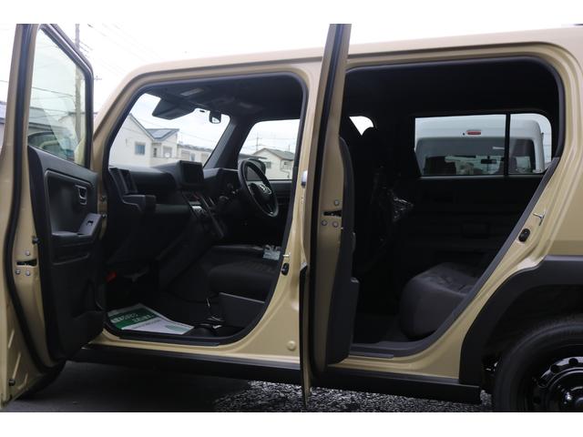 タフト Ｘ　ハイビームアシスト　デュアルエアバッグ　安全ボディ　ＡＡＣ　キーフリー　レーンキープ　横滑り防止機能　運転席エアバック　サイドエアバッグ　パワーウィンドウ　ＬＥＤヘッドライト　ガラスルーフ　パワステ（8枚目）