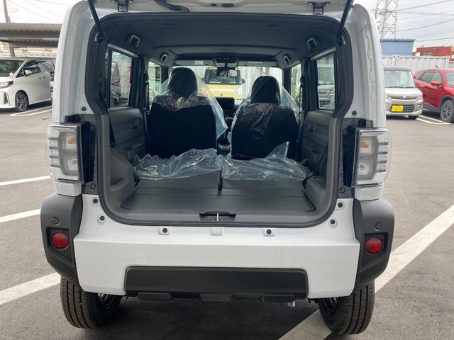 タフト Ｘ　ハイビームアシスト　デュアルエアバッグ　安全ボディ　ＡＡＣ　キーフリー　レーンキープ　横滑り防止機能　運転席エアバック　サイドエアバッグ　パワーウィンドウ　ＬＥＤヘッドライト　ガラスルーフ　パワステ（13枚目）