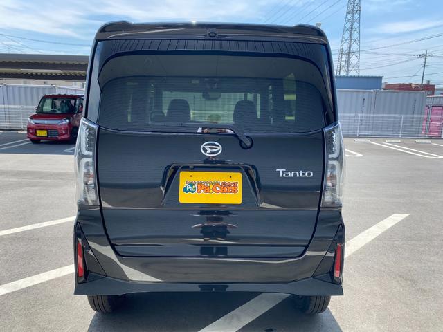 タント カスタムＸ　衝突軽減ブレーキ　リアコーナーセンサー　車線逸脱防止　アイドリングストップ機能　盗難警報装置　フルフラット　ＬＥＤ　キーレスエントリー　前席シートヒーター　オートＬＥＤ　スマキー　エアコン　パワステ（11枚目）