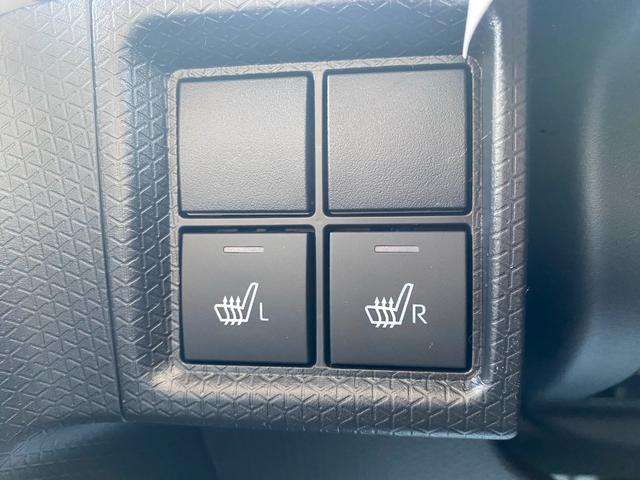 タント カスタムＸ　衝突軽減ブレーキ　リアコーナーセンサー　車線逸脱防止　アイドリングストップ機能　盗難警報装置　フルフラット　ＬＥＤ　キーレスエントリー　前席シートヒーター　オートＬＥＤ　スマキー　エアコン　パワステ（29枚目）