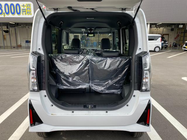 タント カスタムX 衝突軽減ブレーキ リアコーナーセンサー 車線逸脱防止 アイドリングストップ機能 盗難警報装置 フルフラット LED キーレスエントリー 前席シートヒーター オートLED スマキー エアコン パワステ(11枚目)