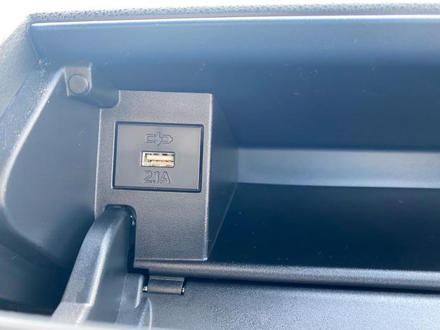 タント カスタムX 衝突軽減ブレーキ リアコーナーセンサー 車線逸脱防止 アイドリングストップ機能 盗難警報装置 フルフラット LED キーレスエントリー 前席シートヒーター オートLED スマキー エアコン パワステ(20枚目)