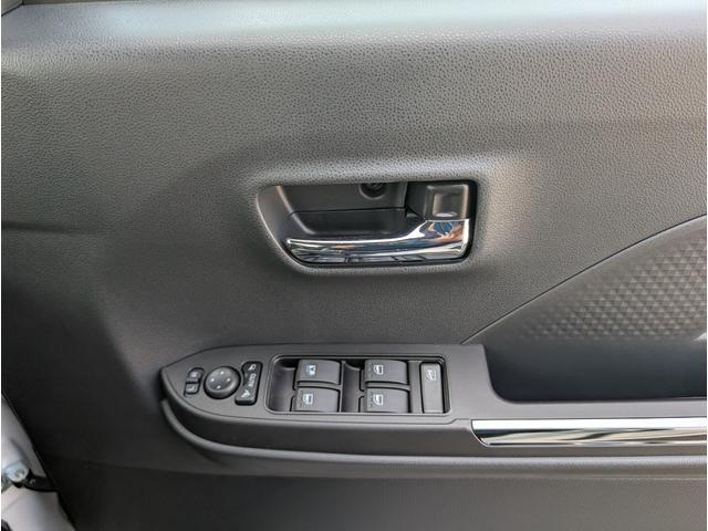 タント カスタムRS レーンキープA ISTOP クリソナ 運転席シートヒーター オートLED AAC LEDライト サイドエアバッグ オートライト キーフリー フルフラット セキュリティ 安全ボディー ベンチシート PW(31枚目)