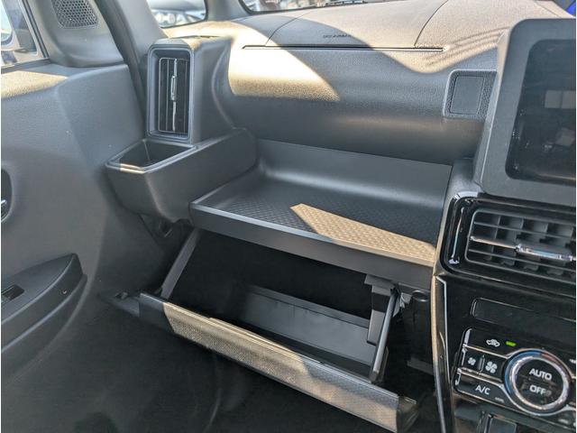 タント カスタムRS レーンキープA ISTOP クリソナ 運転席シートヒーター オートLED AAC LEDライト サイドエアバッグ オートライト キーフリー フルフラット セキュリティ 安全ボディー ベンチシート PW(37枚目)