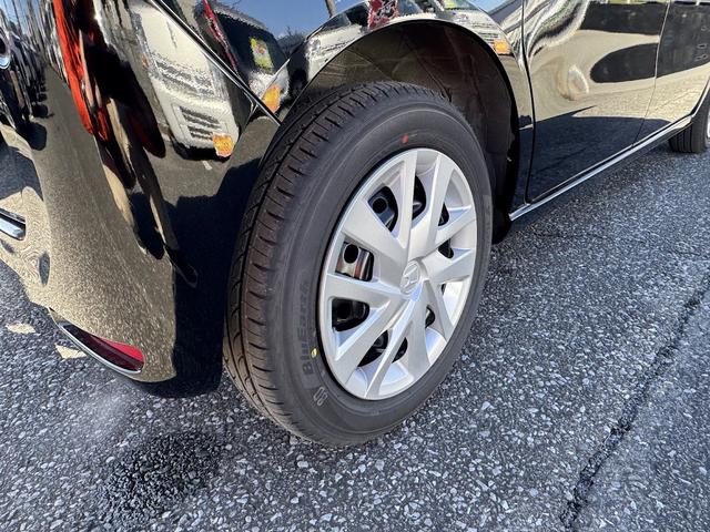 Ｎ－ＢＯＸ ベースグレード　衝突軽減システム　スマートキ－　車線維持支援システム　禁煙　フルフラットシート　カーテンエアバック　イモビライザー　ＥＣＯモード　横滑り防止　オートクルーズ　ＬＥＤヘッドライト　キーフリー　ＡＢＳ（15枚目）