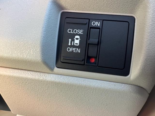 Ｎ－ＢＯＸ ベースグレード　衝突軽減システム　スマートキ－　車線維持支援システム　禁煙　フルフラットシート　カーテンエアバック　イモビライザー　ＥＣＯモード　横滑り防止　オートクルーズ　ＬＥＤヘッドライト　キーフリー　ＡＢＳ（23枚目）