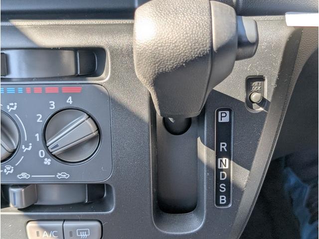 ミライース Ｌ　ＳＡＩＩＩ　アイドリングＳＴＯＰ　前後障害物センサー　衝突防止　キ－レス　イモビライザー　Ｗエアバッグ　横滑防止　パワーウインドウ　オートハイビーム　パワーハンドル　オートエアコン　運転席エアバック　ＡＢＳ（27枚目）