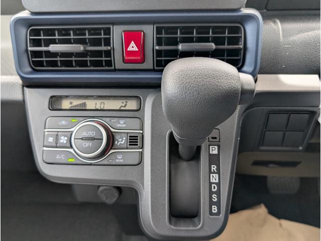 タント L VSC 前後ソナー アイドリングストップ機能 レーダーブレーキサポート セキュリティーアラーム リモコンキー LEDライト オートハイビーム 車線逸脱防止 Wエアバッグ スマートキー&プッシュスタート(24枚目)