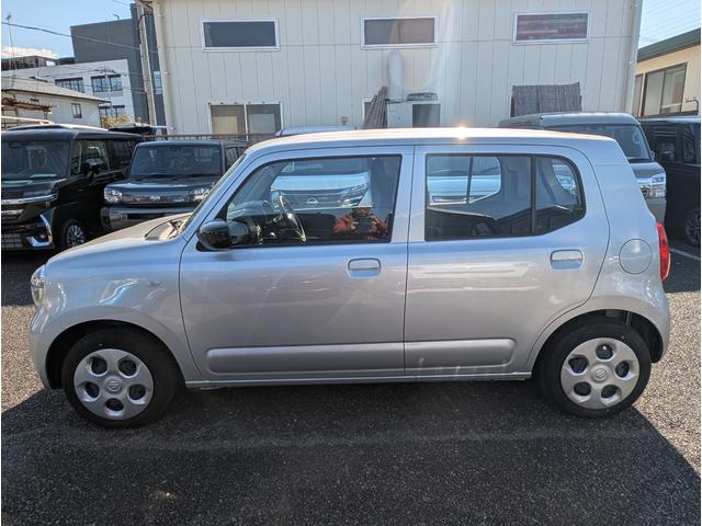 ☆パッカーズ補償☆　新車登録から最大５年、もしくは１０万キロまで、当社の方で保証させて頂きます。中古車の場合は３ヶ月、３０００キロでございます。