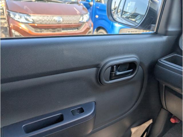 ☆当社の中古車の特徴☆　当社の中古車はお客様からの下取り車両や社用車が中心です。中間マージンが発生しないためお安くお渡しができます！