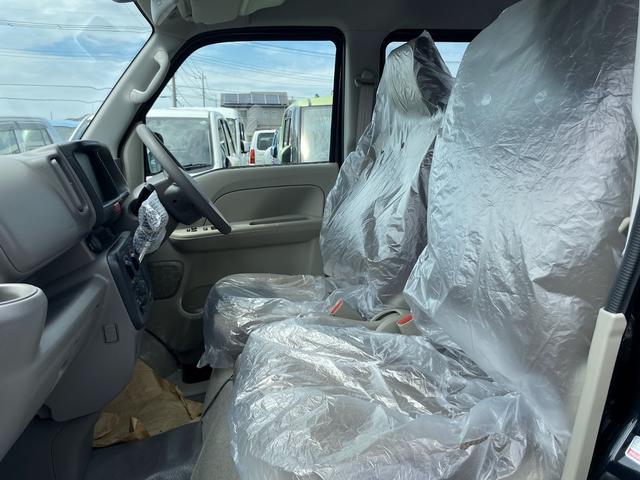 エブリイ ＰＣ　Ｉ－ＳＴＯＰ　Ｗエアバッグ　キーレスエントリーシステム　オートハイビーム　前席パワーウインドウ　セキュリティーアラーム　エアバック　ＬＥＤヘッド　オートエアコン　横滑り防止　シートヒーター付　ＡＢＳ（8枚目）