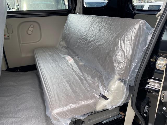 エブリイ ＰＣ　Ｉ－ＳＴＯＰ　Ｗエアバッグ　キーレスエントリーシステム　オートハイビーム　前席パワーウインドウ　セキュリティーアラーム　エアバック　ＬＥＤヘッド　オートエアコン　横滑り防止　シートヒーター付　ＡＢＳ（9枚目）