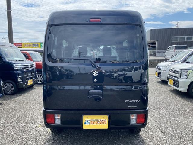 エブリイ ＰＣ　Ｉ－ＳＴＯＰ　Ｗエアバッグ　キーレスエントリーシステム　オートハイビーム　前席パワーウインドウ　セキュリティーアラーム　エアバック　ＬＥＤヘッド　オートエアコン　横滑り防止　シートヒーター付　ＡＢＳ（10枚目）