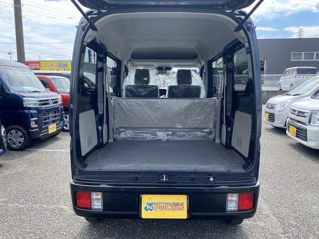 エブリイ ＰＣ　Ｉ－ＳＴＯＰ　Ｗエアバッグ　キーレスエントリーシステム　オートハイビーム　前席パワーウインドウ　セキュリティーアラーム　エアバック　ＬＥＤヘッド　オートエアコン　横滑り防止　シートヒーター付　ＡＢＳ（11枚目）