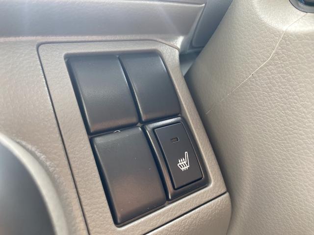 エブリイ ＰＣ　Ｉ－ＳＴＯＰ　Ｗエアバッグ　キーレスエントリーシステム　オートハイビーム　前席パワーウインドウ　セキュリティーアラーム　エアバック　ＬＥＤヘッド　オートエアコン　横滑り防止　シートヒーター付　ＡＢＳ（24枚目）