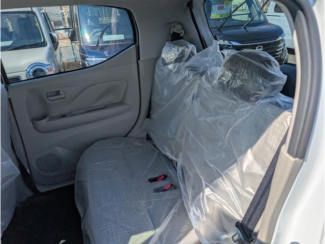 デイズ Ｘ　オートマチックハイビーム　フルオートエアコン　Ａライト　スマートキー　アイドリングストップ　バックカメラ　ベンチシート　運転席エアバック　サイドエアバッグ　ＰＳ　キーレス　踏み間違え防止（22枚目）