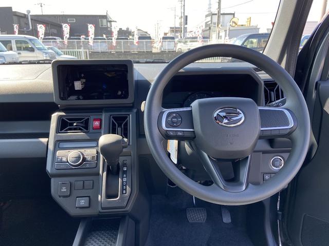 タフト Ｘ　届出済未使用車　衝突軽減ブレーキ　禁煙車　ハイビームアシスト　キーフリー　レーンキープ　ガラスルーフ　ＬＥＤヘッドライト　パワーウィンドウ　オートライト　スマートキ－　デュアルエアバッグ（5枚目）