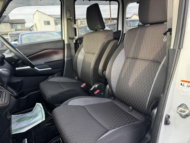 ソリオバンディット ハイブリッドＭＶ　純正９インチディスプレイオーディオ　全方位モニター　カーナビ　フルセグＴＶ　ＥＴＣ　バックモニター　両側パワースライドドア　禁煙車　衝突軽減ブレーキ（9枚目）