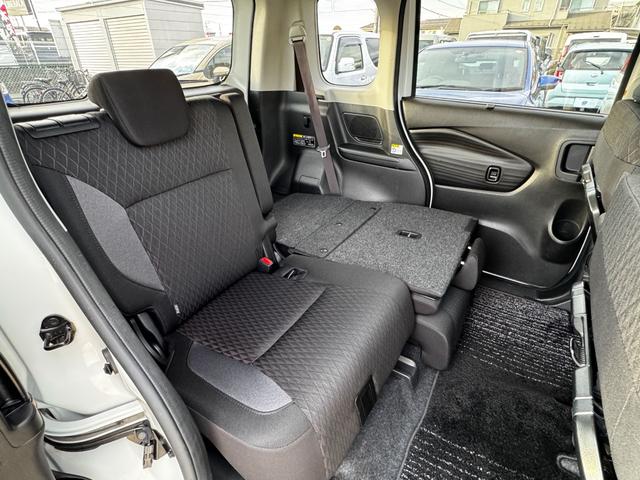 ソリオバンディット ハイブリッドＭＶ　純正９インチディスプレイオーディオ　全方位モニター　カーナビ　フルセグＴＶ　ＥＴＣ　バックモニター　両側パワースライドドア　禁煙車　衝突軽減ブレーキ（14枚目）