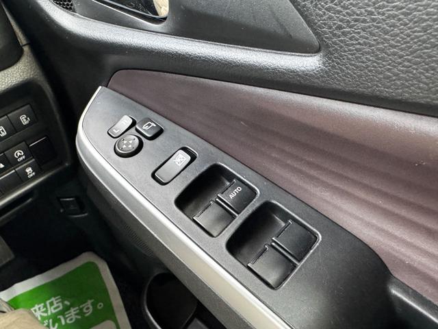 ソリオバンディット ハイブリッドＭＶ　純正９インチディスプレイオーディオ　全方位モニター　カーナビ　フルセグＴＶ　ＥＴＣ　バックモニター　両側パワースライドドア　禁煙車　衝突軽減ブレーキ（23枚目）