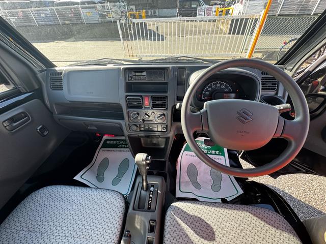キャリイトラック ＫＣエアコン・パワステ　４ＷＤ　衝突軽減ブレーキ　パートタイム４ＷＤ　パーキングブレーキ　急発進抑制機能　マニュアルエアコン　パワステ　エアバック（5枚目）