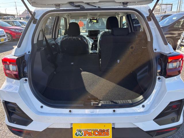 ライズ Ｚ　届出済未使用車　衝突軽減ブレーキ　禁煙車　衝突回避システム　禁煙　スマートキ－　衝突安全ボディ　エコアイドル　オートライト　オートエアコン　横滑り防止機能　キーフリー　パワーウインドウ　エアバッグ（14枚目）