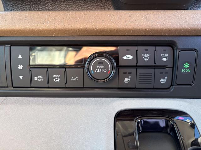 Ｎ－ＢＯＸ ベースグレード　届出済未使用車　衝突軽減ブレーキ　禁煙車　衝突軽減システム　スマートキ－　車線維持支援システム　禁煙　フルフラットシート　カーテンエアバック　イモビライザー　ＥＣＯモード　横滑り防止　オートクルーズ（21枚目）