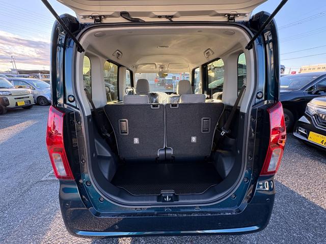 タント Ｘリミテッド　衝突軽減ブレーキ　前後パーキングセンサー　両側パワースライドドア　電子パーキングブレーキ　オートブレーキホールド　運転席・助手席シートヒーター　ピラーレス　スマートキー　スペアキー　禁煙車（12枚目）