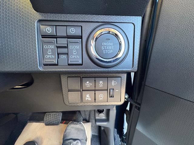 タント Ｘリミテッド　衝突軽減ブレーキ　前後パーキングセンサー　両側パワースライドドア　電子パーキングブレーキ　オートブレーキホールド　運転席・助手席シートヒーター　ピラーレス　スマートキー　スペアキー　禁煙車（18枚目）