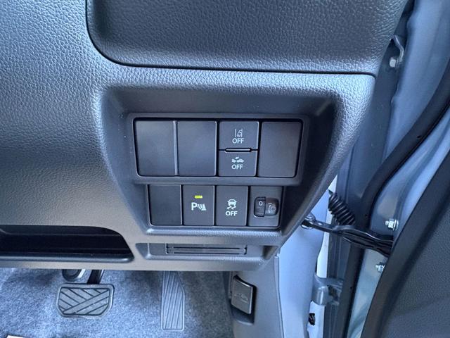 ミライース Ｌ　ＳＡＩＩＩ　届出済未使用車　衝突軽減ブレーキ　禁煙車　アイドリングＳＴＯＰ　禁煙　衝突防止　イモビライザー　Ｗエアバッグ　横滑防止　パワーウインドウ　パワーハンドル　オートエアコン　運転席エアバック　ＡＢＳ（15枚目）