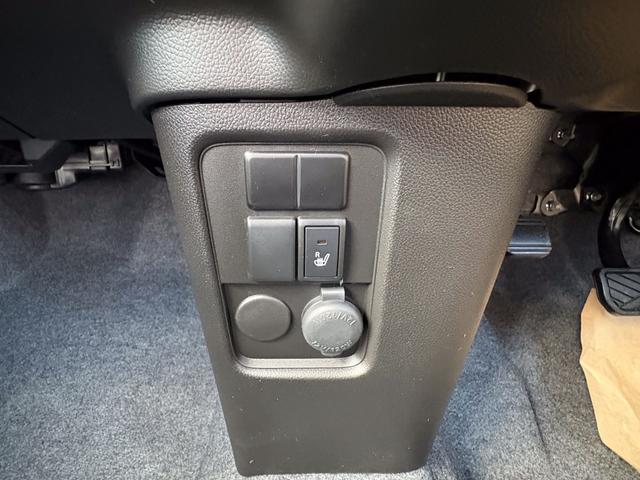 ミライース Ｌ　ＳＡＩＩＩ　届出済未使用車　衝突軽減ブレーキ　禁煙車　アイドリングＳＴＯＰ　禁煙　衝突防止　イモビライザー　Ｗエアバッグ　横滑防止　パワーウインドウ　パワーハンドル　オートエアコン　運転席エアバック　ＡＢＳ（16枚目）