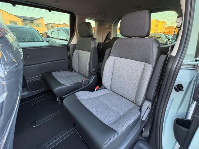 フリード エアー　ＥＸ　衝突軽減ブレーキ　両側パワースライドドア　リアクーラー　オートクルーズ　オートエアコン　電子パーキングブレーキ（9枚目）