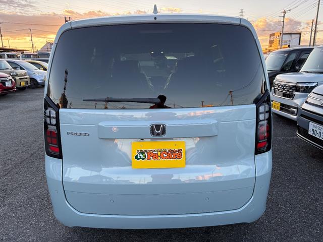 フリード エアー　ＥＸ　衝突軽減ブレーキ　両側パワースライドドア　リアクーラー　オートクルーズ　オートエアコン　電子パーキングブレーキ（11枚目）