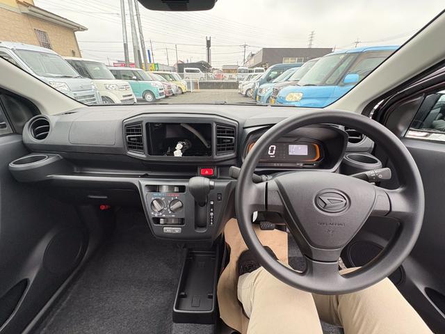 ミライース Ｌ　ＳＡＩＩＩ　届出済未使用車　衝突軽減ブレーキ　禁煙車　アイドリングＳＴＯＰ　禁煙　衝突防止　キ－レス　イモビライザー　Ｗエアバッグ　横滑防止　パワーウインドウ　スマートキー　パワーハンドル　オートエアコン　ＡＢＳ（5枚目）