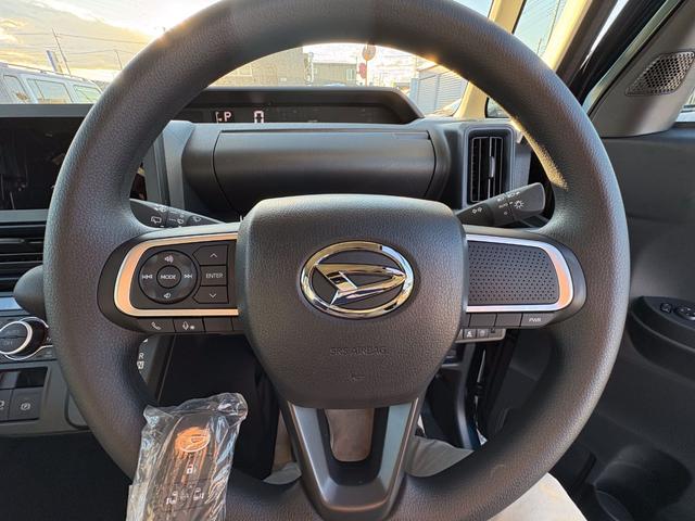 タント Ｘリミテッド　衝突軽減ブレーキ　前後パーキングセンサー　両側パワースライドドア　電子パーキングブレーキ　オートブレーキホールド　運転席・助手席シートヒーター　ピラーレス　スマートキー　スペアキー　禁煙車（18枚目）