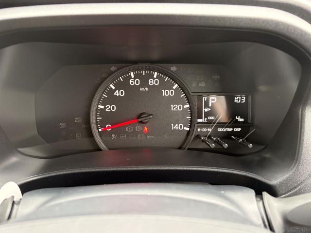 ハイゼットカーゴ ＤＸ　届出済未使用車　衝突軽減ブレーキ　禁煙車　スマートキー　禁煙　安全ボディ　セキュリティアラーム　サイドエアバッグ　キーレスキー　パワーウインドウ　エコアイドル　ＥＳＣ　マニュアルエアコン　オートライト（15枚目）