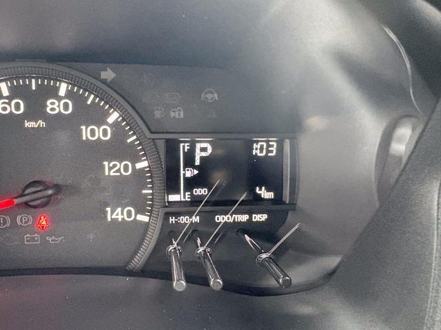 ハイゼットカーゴ ＤＸ　届出済未使用車　衝突軽減ブレーキ　禁煙車　スマートキー　禁煙　安全ボディ　セキュリティアラーム　サイドエアバッグ　キーレスキー　パワーウインドウ　エコアイドル　ＥＳＣ　マニュアルエアコン　オートライト（16枚目）