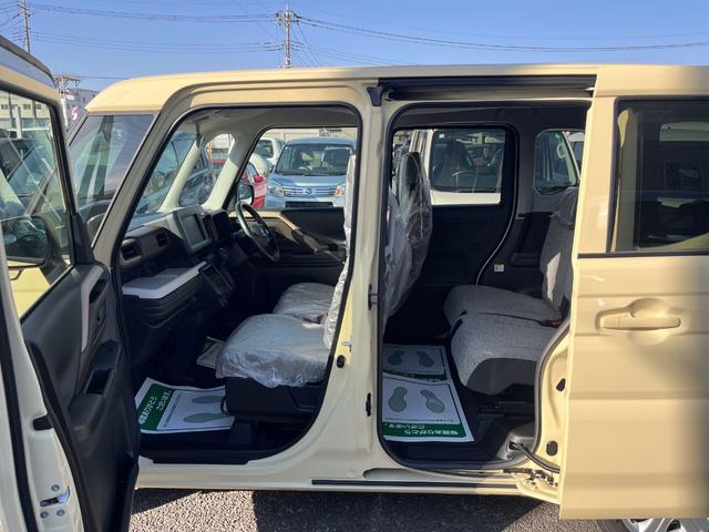 スペーシア ハイブリッドＧ　届出済未使用車　衝突軽減ブレーキ　禁煙車　禁煙　アイドリングＳ　キーレススタートシステム　横滑防止　イモビライザー　Ｗエアバッグ　スマートキー　オートエアコン　パワーステアリング　パワーウィンドウ（8枚目）