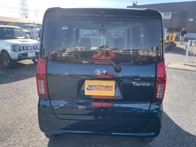 タント Ｌ　届出済未使用車　衝突軽減ブレーキ　禁煙車　ＶＳＣ　アイドリングストップ機能　レーダーブレーキサポート　セキュリティーアラーム　リモコンキー　Ｗエアバッグ　スマートキー＆プッシュスタート　ＡＣ　ＰＳ（11枚目）
