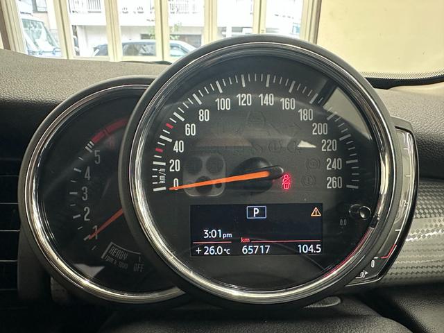ＭＩＮＩ クーパーＤ　ワンオーナー　ペッパーＰＫＧ　シートヒーター　ＬＥＤヘッドライト　純正ナビ　Ｂｌｕｅｔｏｏｔｈ　バックカメラ　ＥＴＣ　純正ナ１５ＡＷ　パーキングアシスト　シートカバー　禁煙車　記録簿（15枚目）