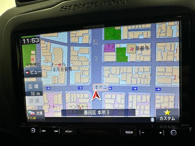 ジープ・レネゲード トレイルホーク　社外８インチナビ　地デジＴＶ　Ｂｌｕｅｔｏｏｔｈ　バックカメラ　ＥＴＣ　純正１７ＡＷ　レーンキープアシスト　ＨＩＤヘッドライト　クルーズコントロール　ルーフレール　禁煙車　記録簿　スペアキー（19枚目）