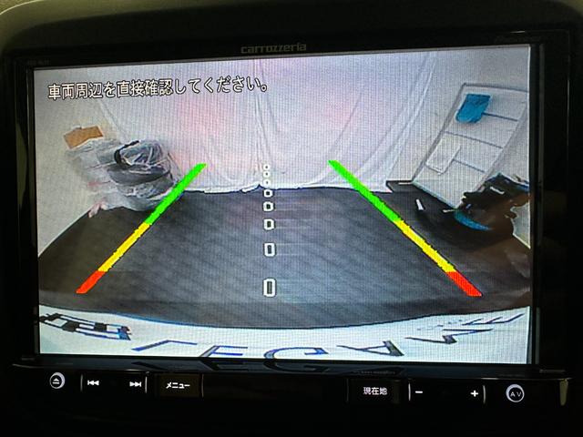 ジープ・レネゲード トレイルホーク　社外８インチナビ　地デジＴＶ　Ｂｌｕｅｔｏｏｔｈ　バックカメラ　ＥＴＣ　純正１７ＡＷ　レーンキープアシスト　ＨＩＤヘッドライト　クルーズコントロール　ルーフレール　禁煙車　記録簿　スペアキー（20枚目）