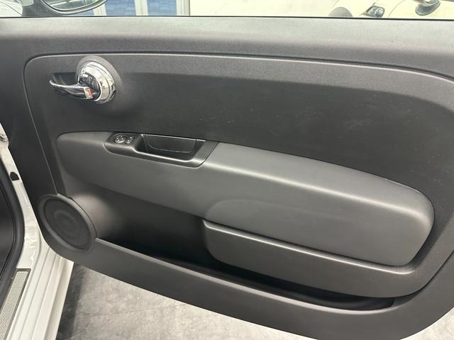 アバルト５９５ ツーリズモ　ワンオーナー　黒革シート　純正１７ＡＷ　パドルシフト　コーナーセンサー　ＥＴＣ　禁煙車　記録簿　スペアキー（13枚目）