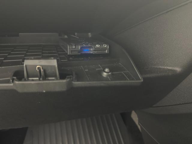 アバルト５９５ ツーリズモ　ワンオーナー　黒革シート　純正１７ＡＷ　パドルシフト　コーナーセンサー　ＥＴＣ　禁煙車　記録簿　スペアキー（19枚目）