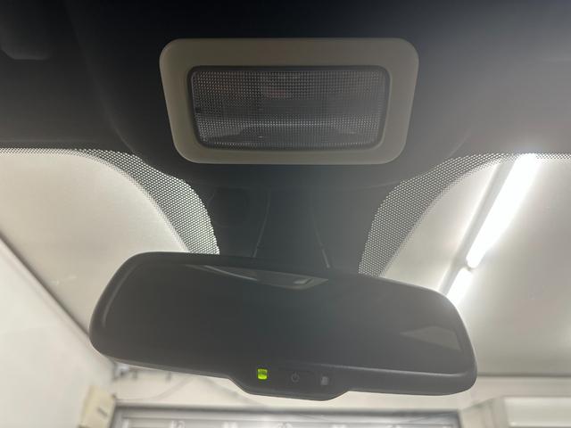 アバルト５９５ ツーリズモ　ワンオーナー　黒革シート　純正１７ＡＷ　パドルシフト　コーナーセンサー　ＥＴＣ　禁煙車　記録簿　スペアキー（20枚目）