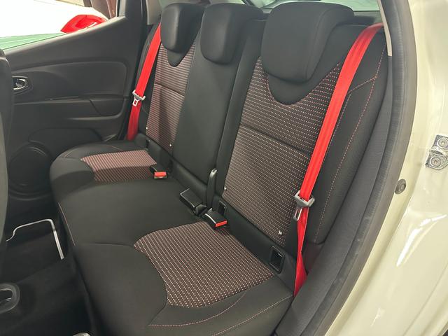 板金や車検、社外パーツやオーディオ、ナビゲーションの取り付けエアロパーツの取り付けなどのお気軽にご相談ください。格安にてご相談承ります。