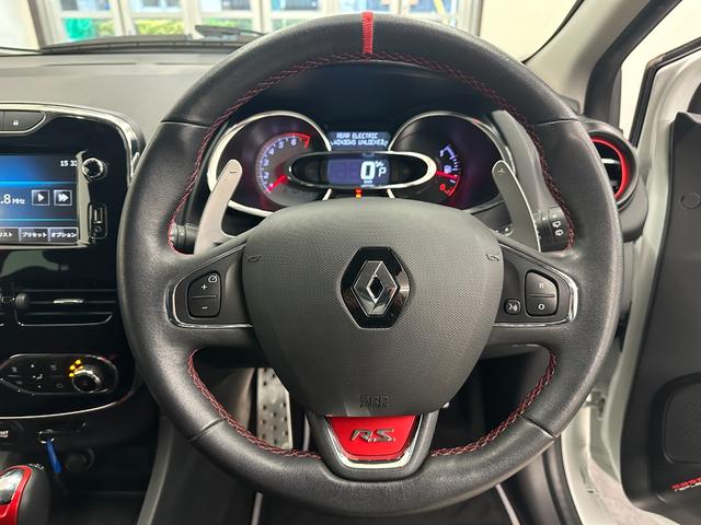 オートローン取り扱っておりますのでお気軽にお問合せください。