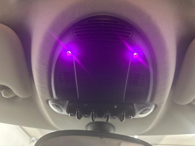 ＭＩＮＩ クーパーＳ　クロスオーバー　オール４　４ＷＤターボ　６ＭＴ　ワンオーナー　純正１７ＡＷ　ＨＩＤヘッドライト　ＥＴＣ　ルーフレール　ＡＵＸ外部入力　禁煙車　記録簿（21枚目）