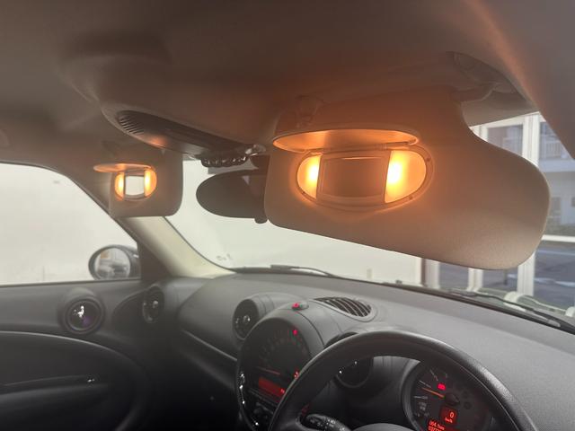 ＭＩＮＩ クーパーＳ　クロスオーバー　オール４　４ＷＤターボ　６ＭＴ　ワンオーナー　純正１７ＡＷ　ＨＩＤヘッドライト　ＥＴＣ　ルーフレール　ＡＵＸ外部入力　禁煙車　記録簿（22枚目）